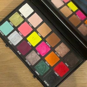 Jeffree Star X Shane Dawson Conspiracy Palette